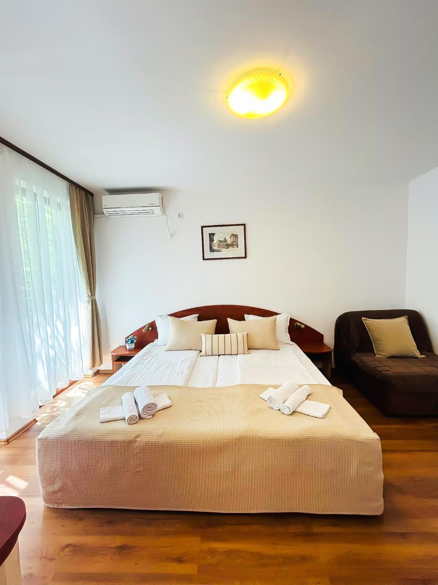 Family Hotel Helios Sunny Beach Exterior photo