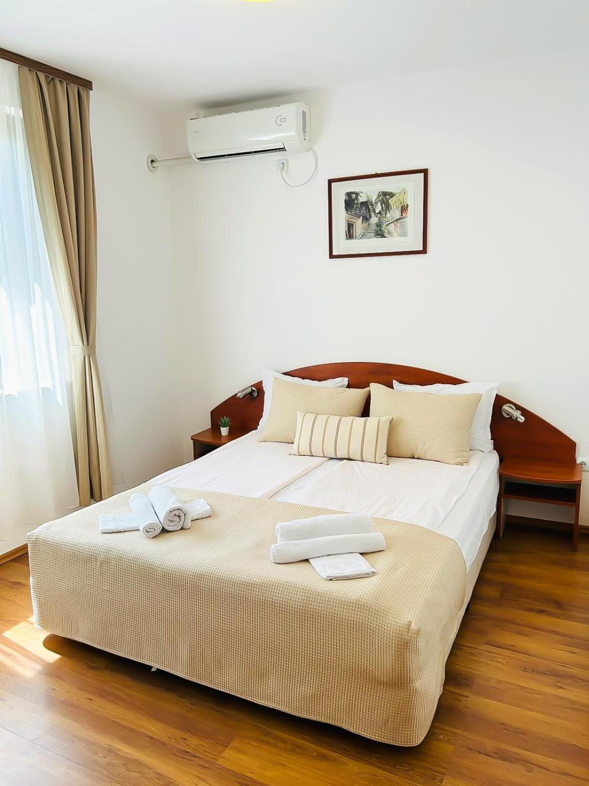 Family Hotel Helios Sunny Beach Exterior photo